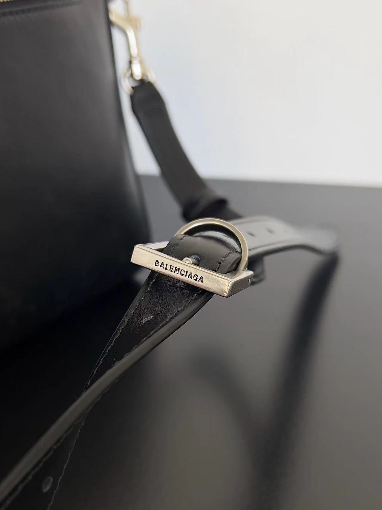 Balenciaga バレンシアガ  バッグ