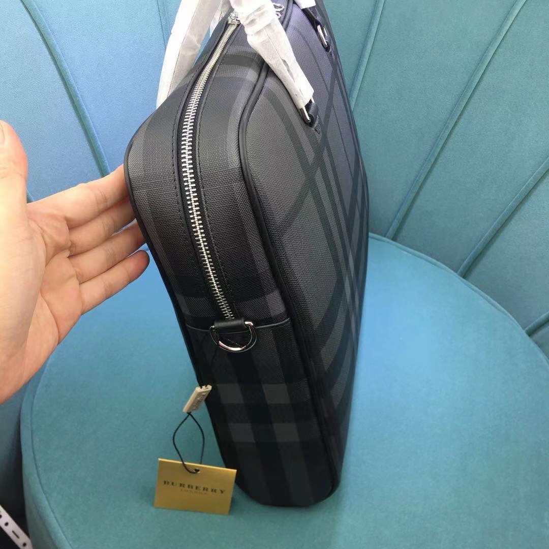 Burberry バーバリー  バッグ