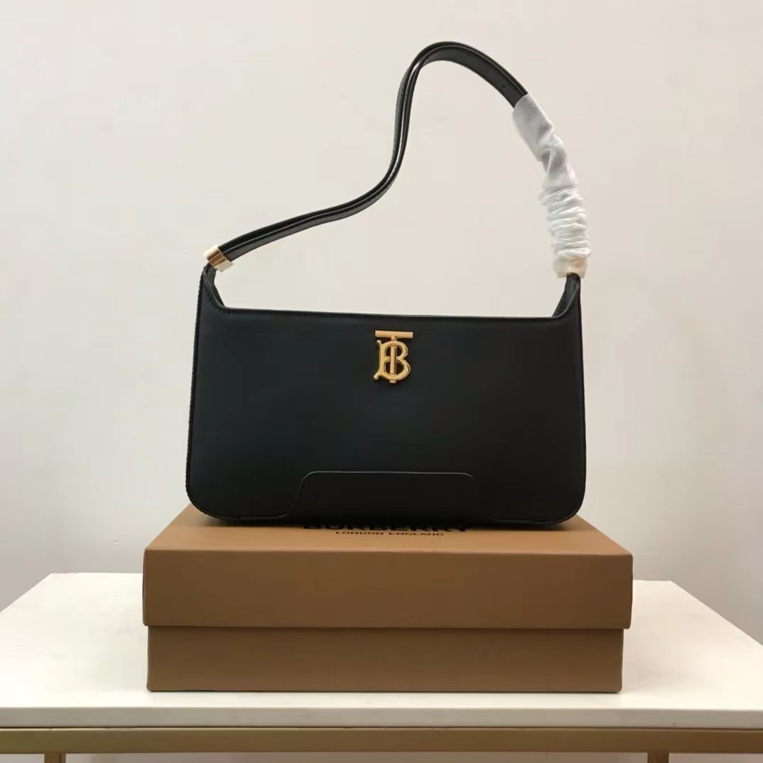 Burberry バーバリー  バッグ