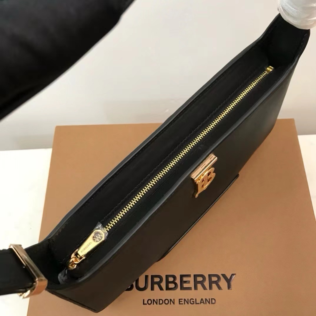 Burberry バーバリー  バッグ