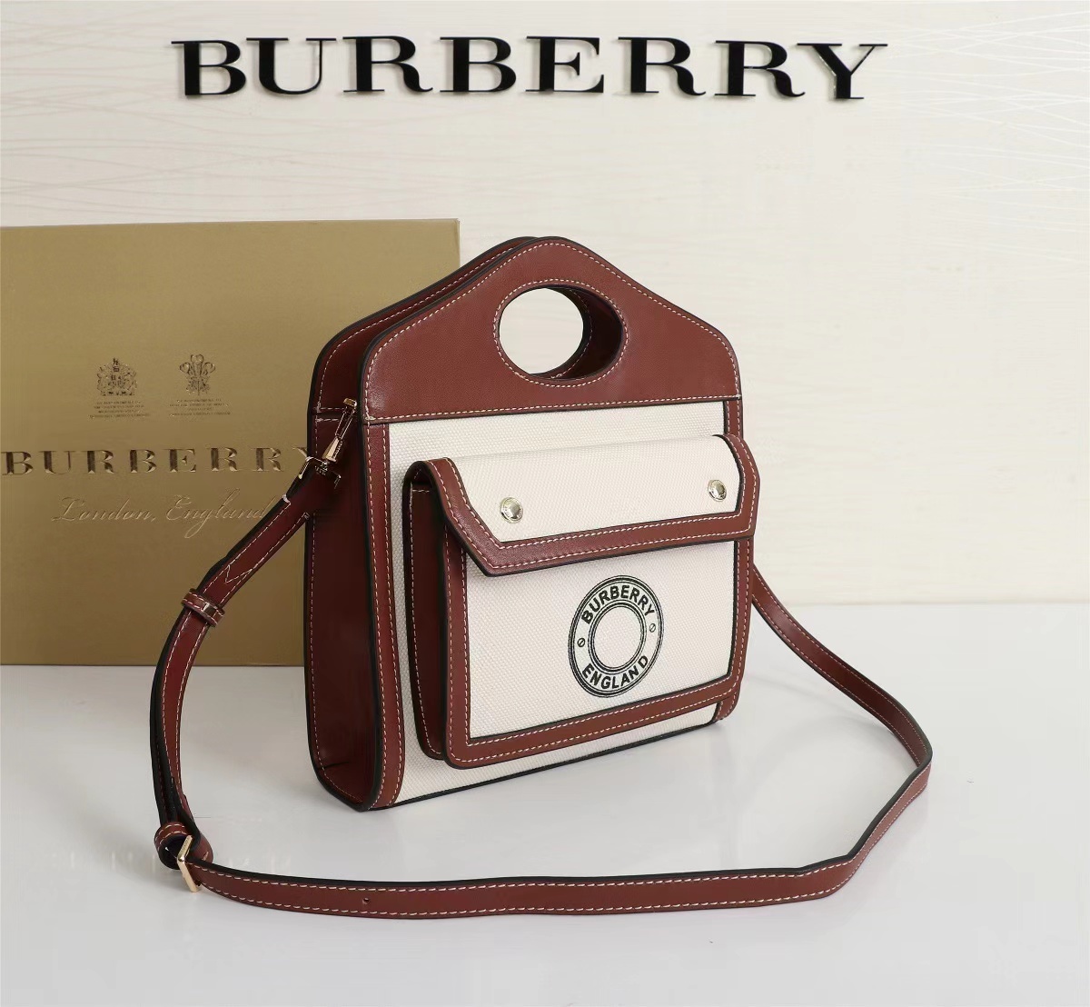 Burberry バーバリー  バッグ