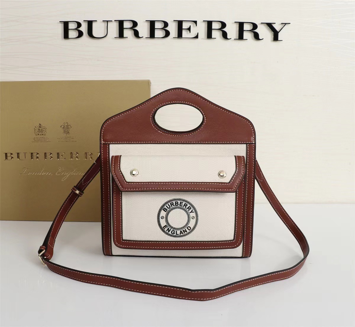 Burberry バーバリー  バッグ