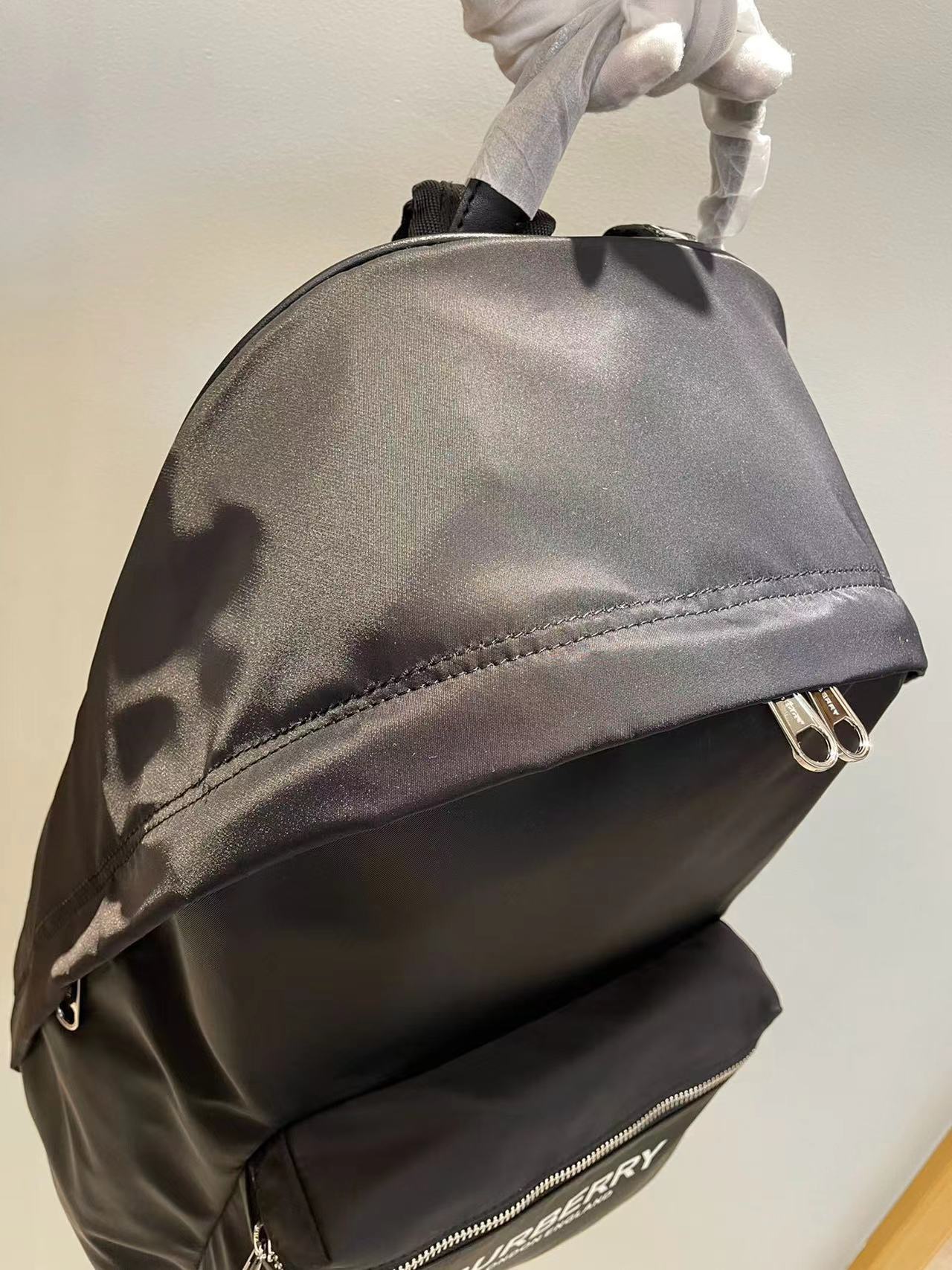 Burberry バーバリー  バッグ