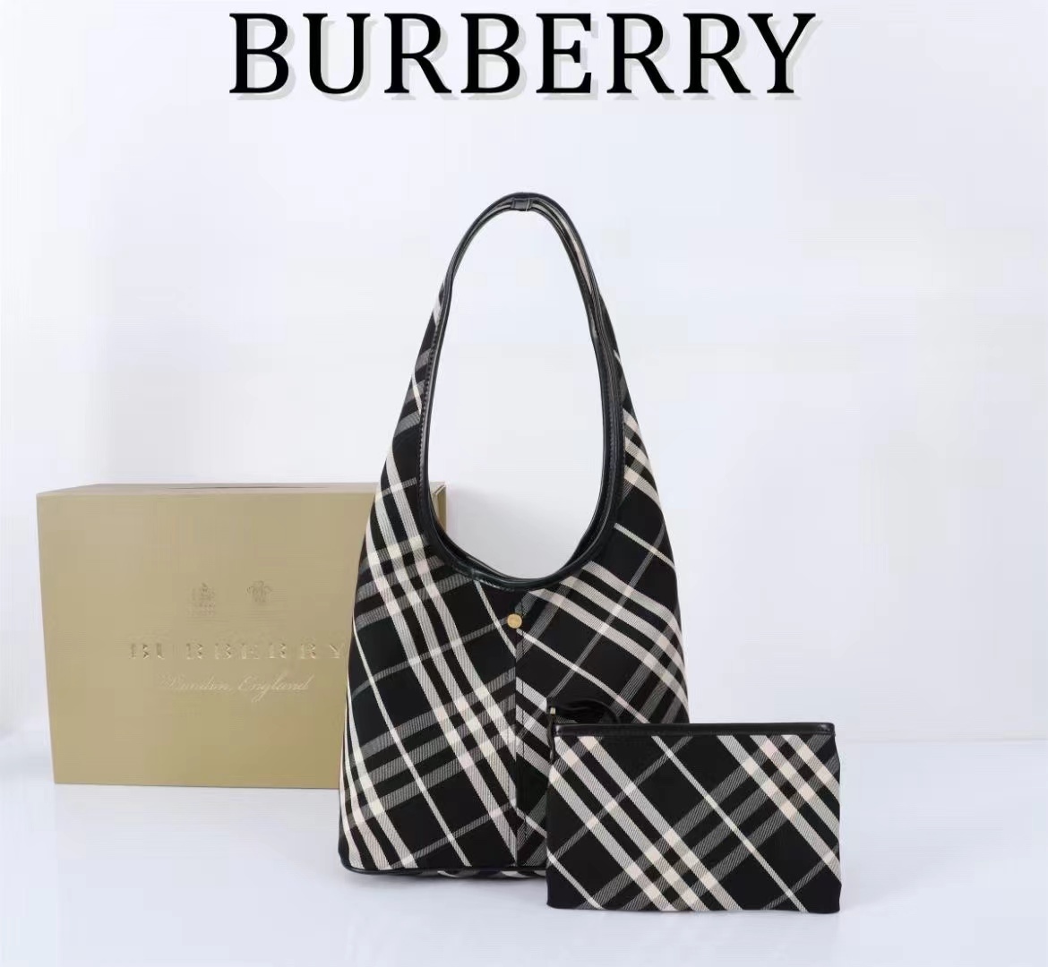 Burberry バーバリー  バッグ