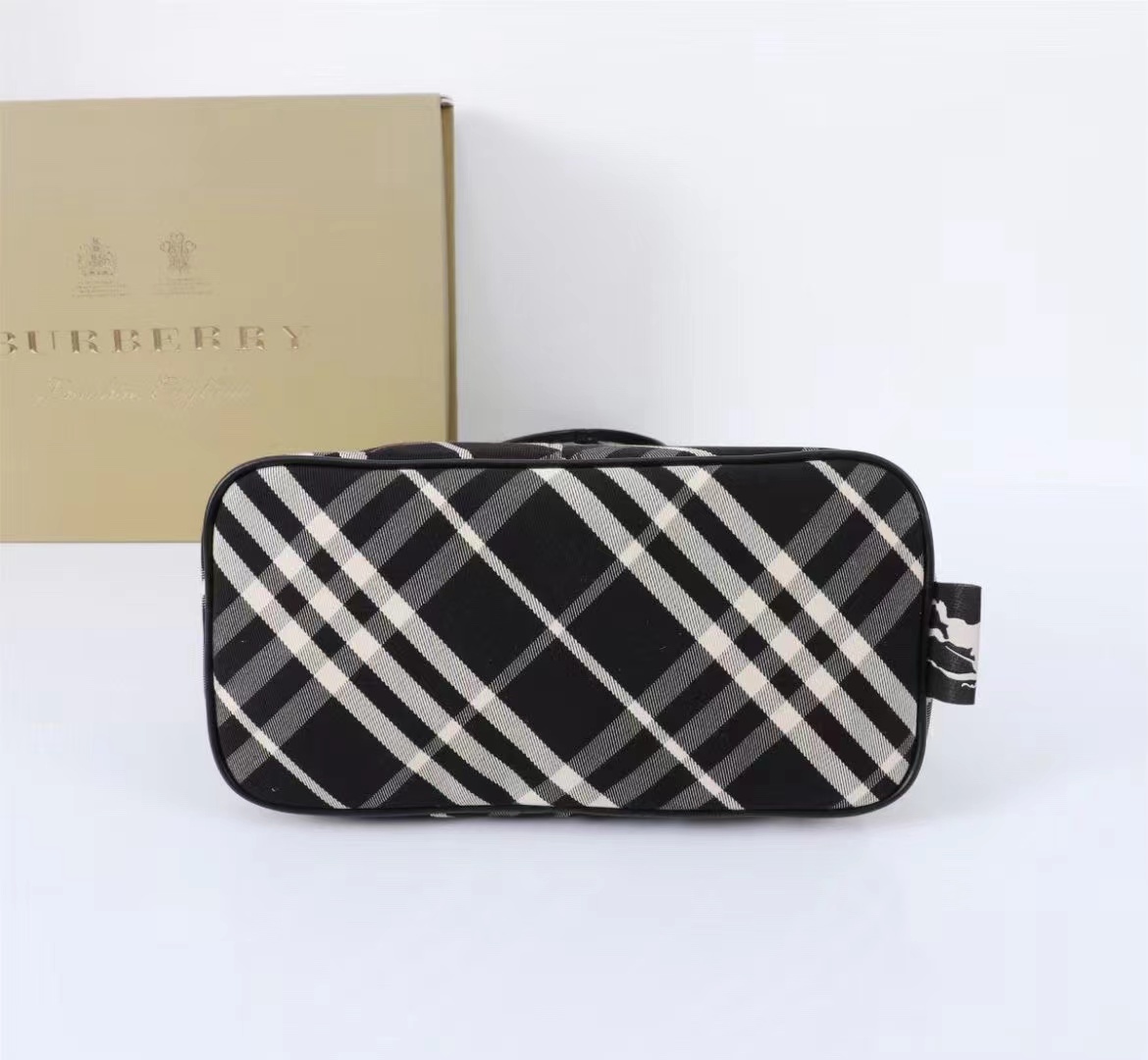 Burberry バーバリー  バッグ