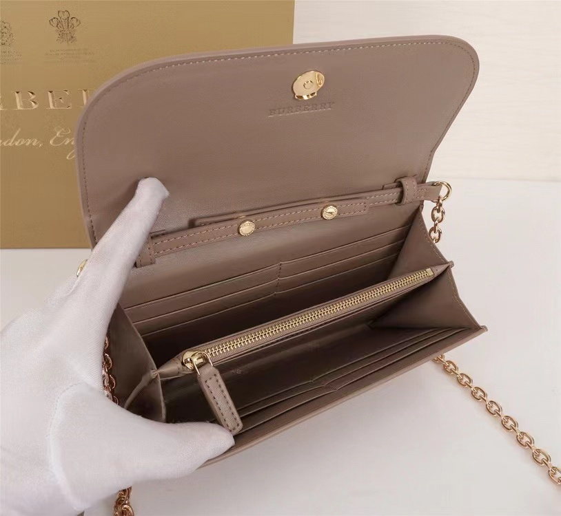 Burberry バーバリー  バッグ