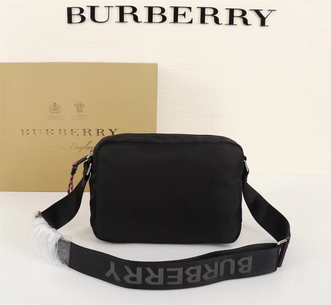 Burberry バーバリー  バッグ