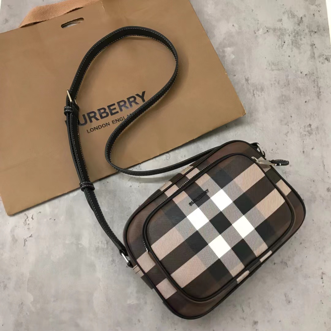 Burberry バーバリー  バッグ