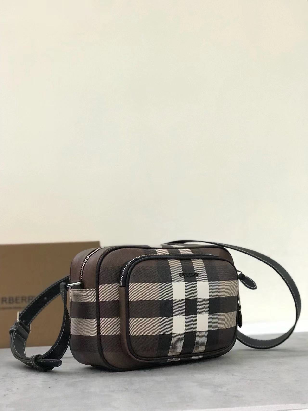 Burberry バーバリー  バッグ