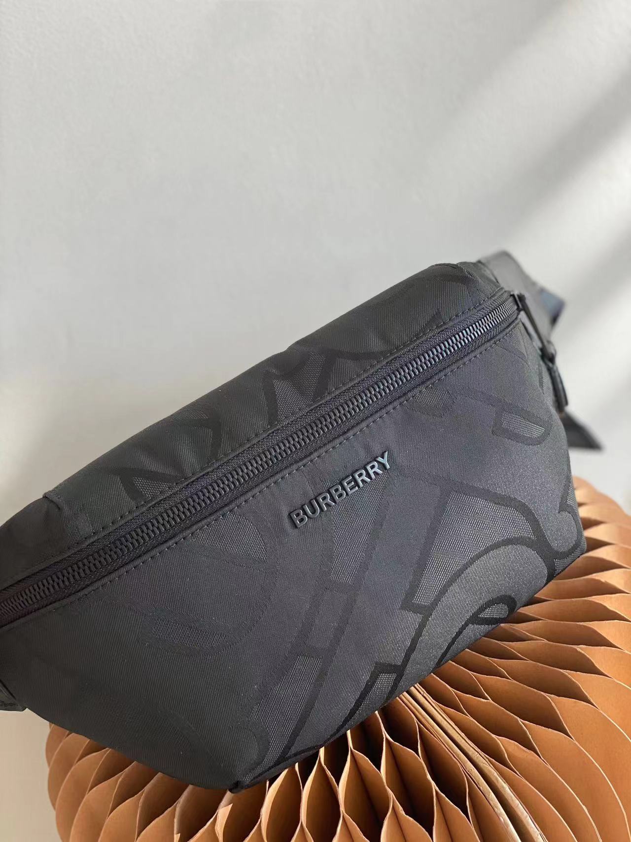 Burberry バーバリー  バッグ