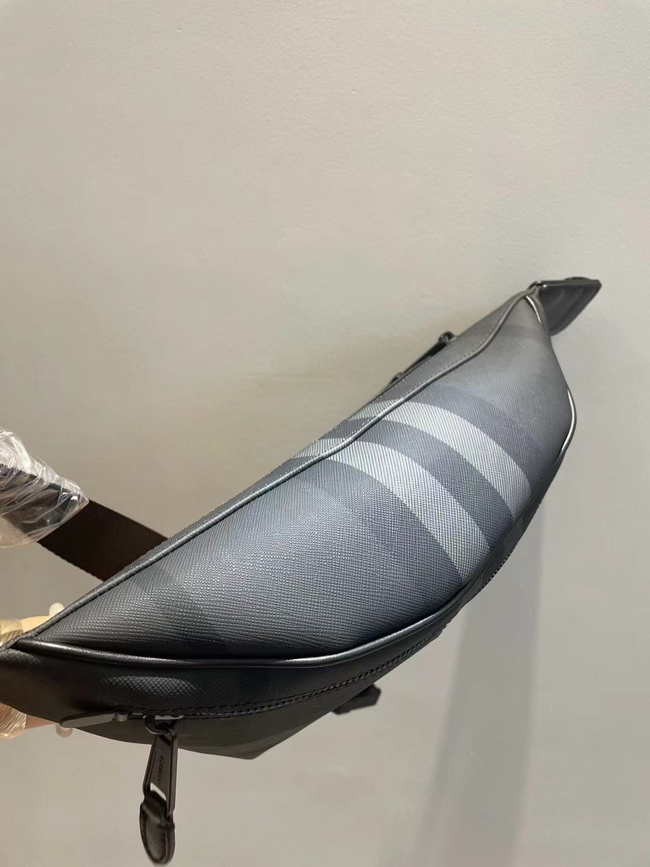 Burberry バーバリー  バッグ