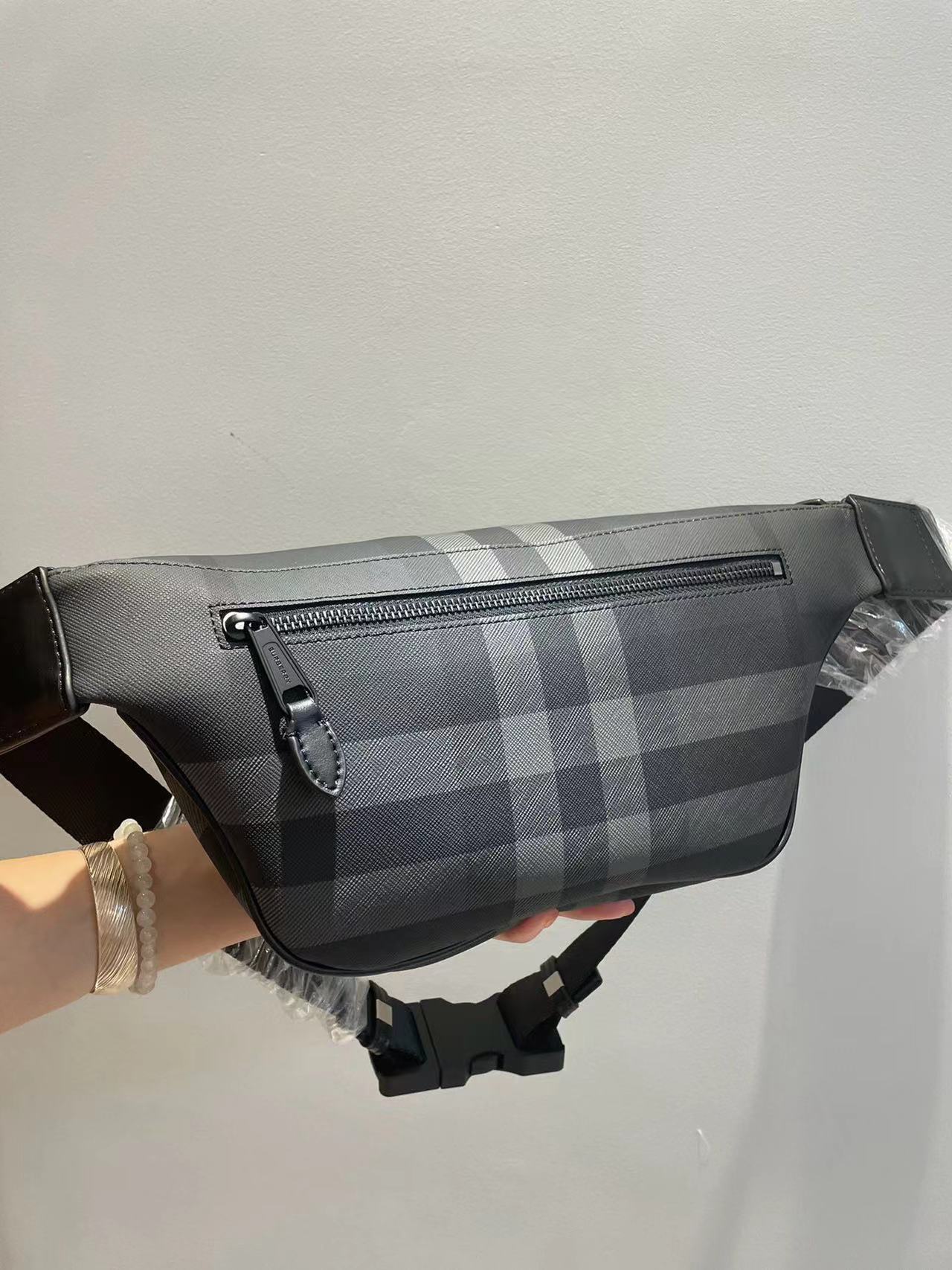 Burberry バーバリー  バッグ