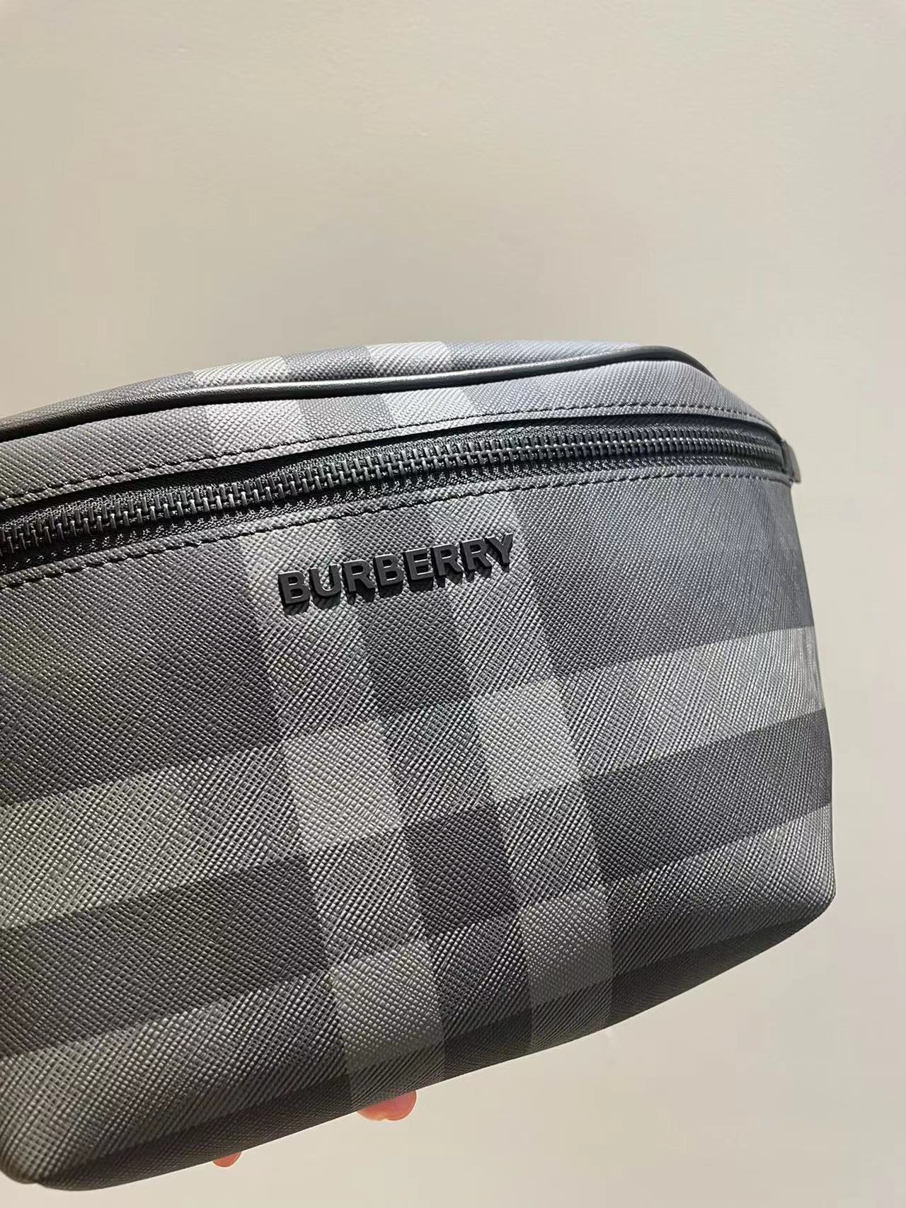 Burberry バーバリー  バッグ