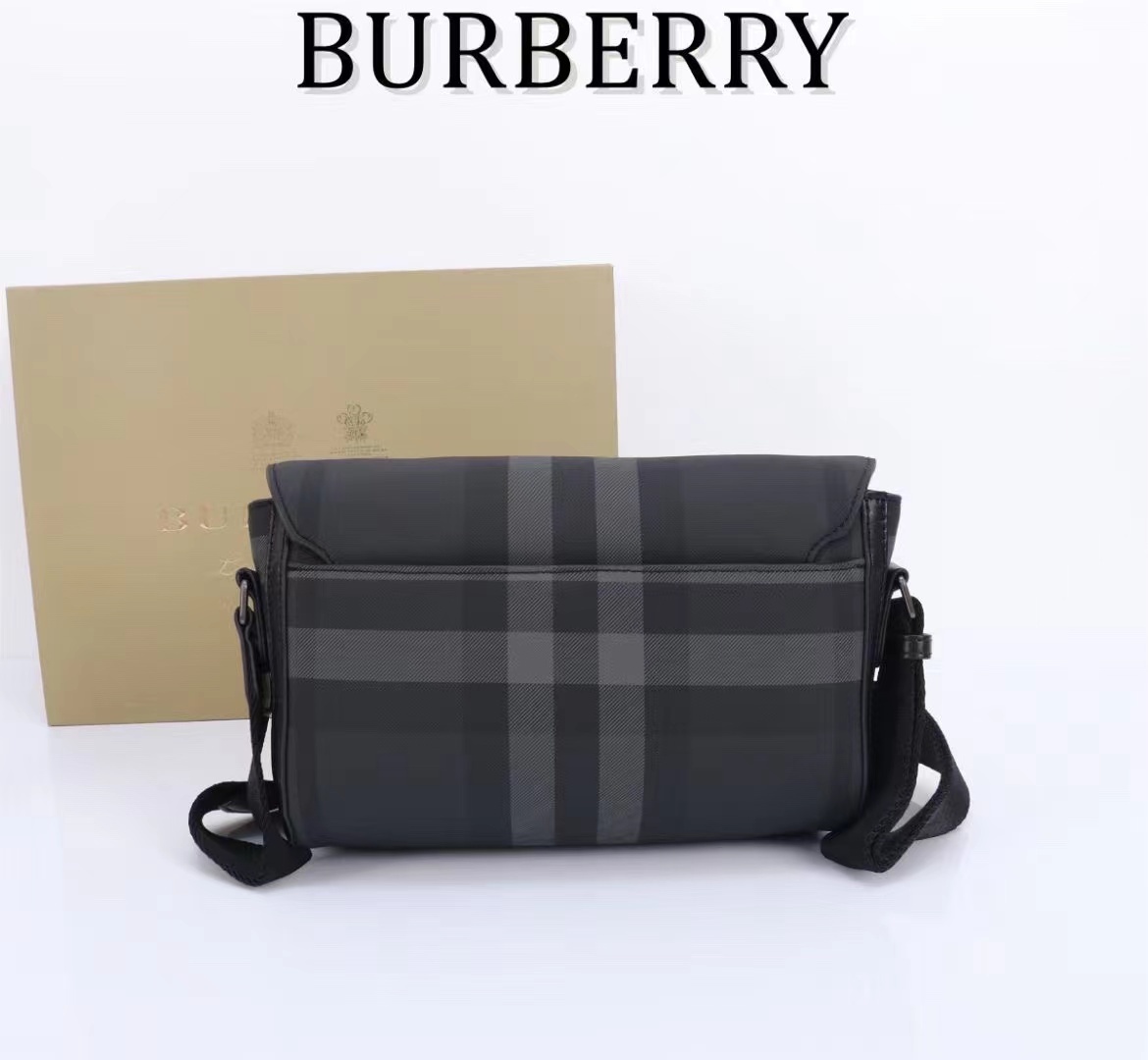 Burberry バーバリー  バッグ