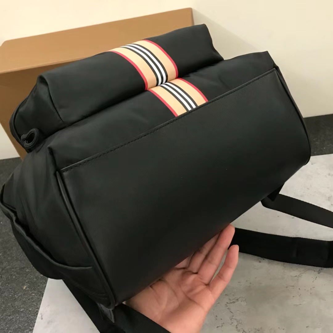 Burberry バーバリー  バッグ