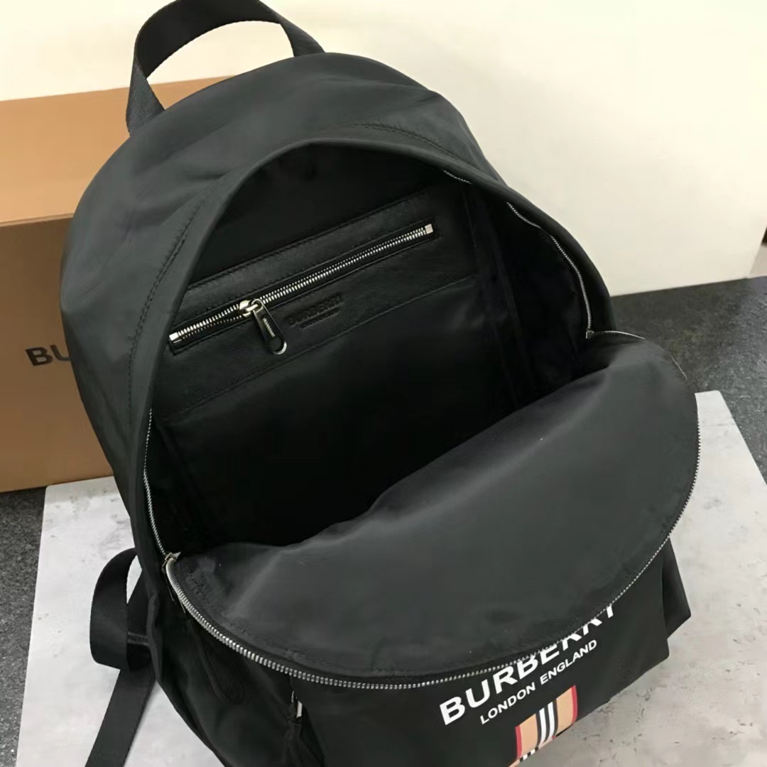 Burberry バーバリー  バッグ