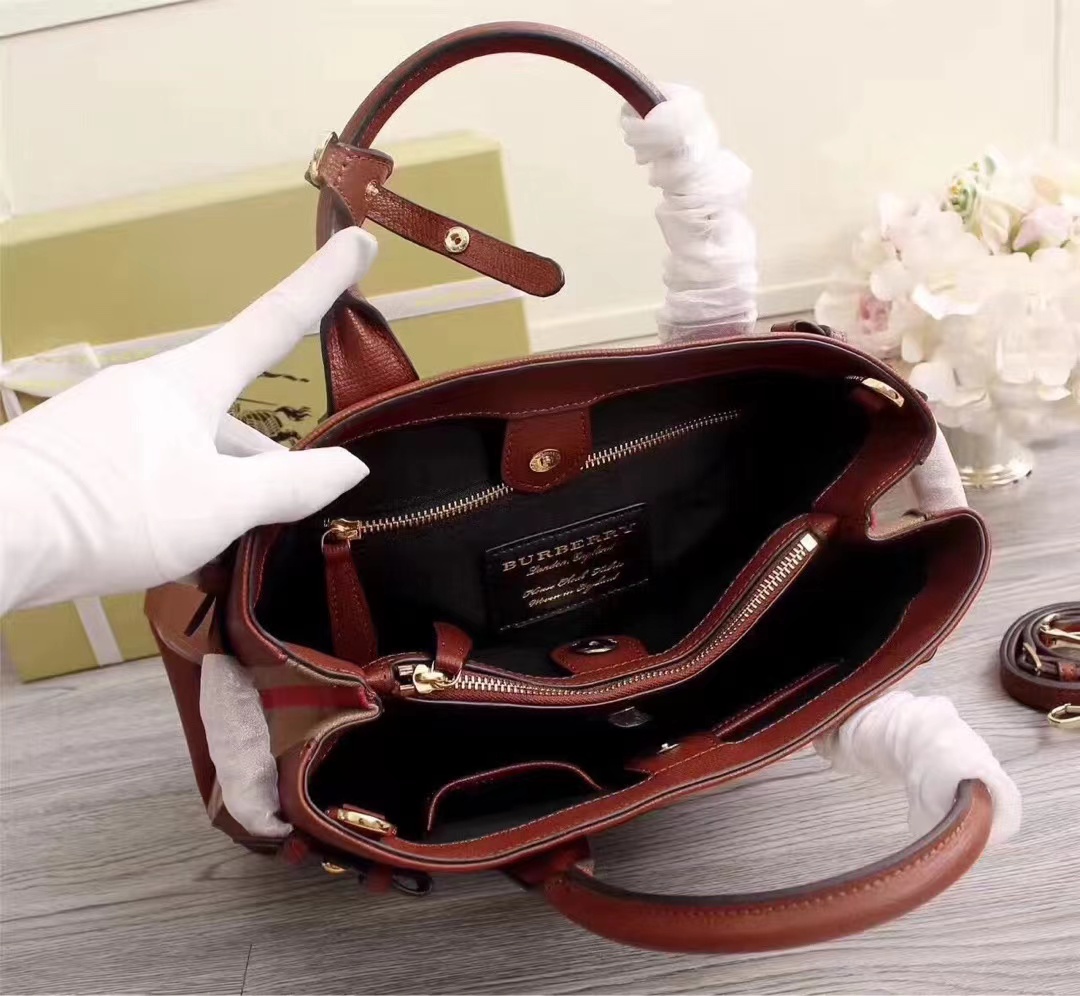 Burberry バーバリー  バッグ