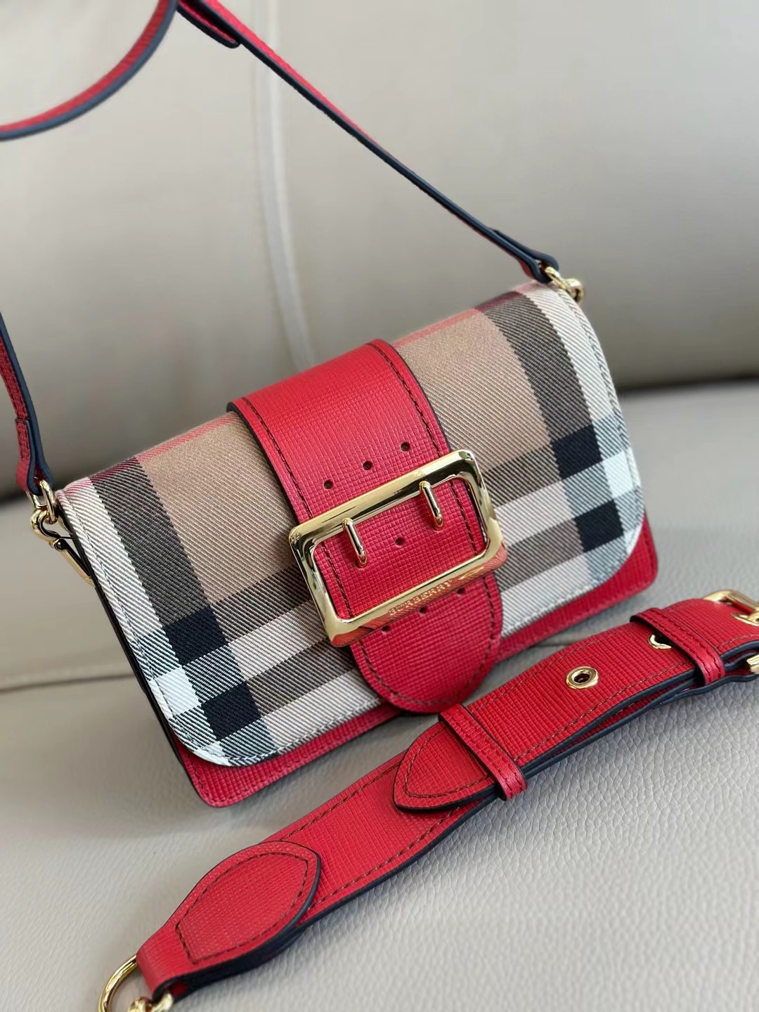 Burberry バーバリー  バッグ