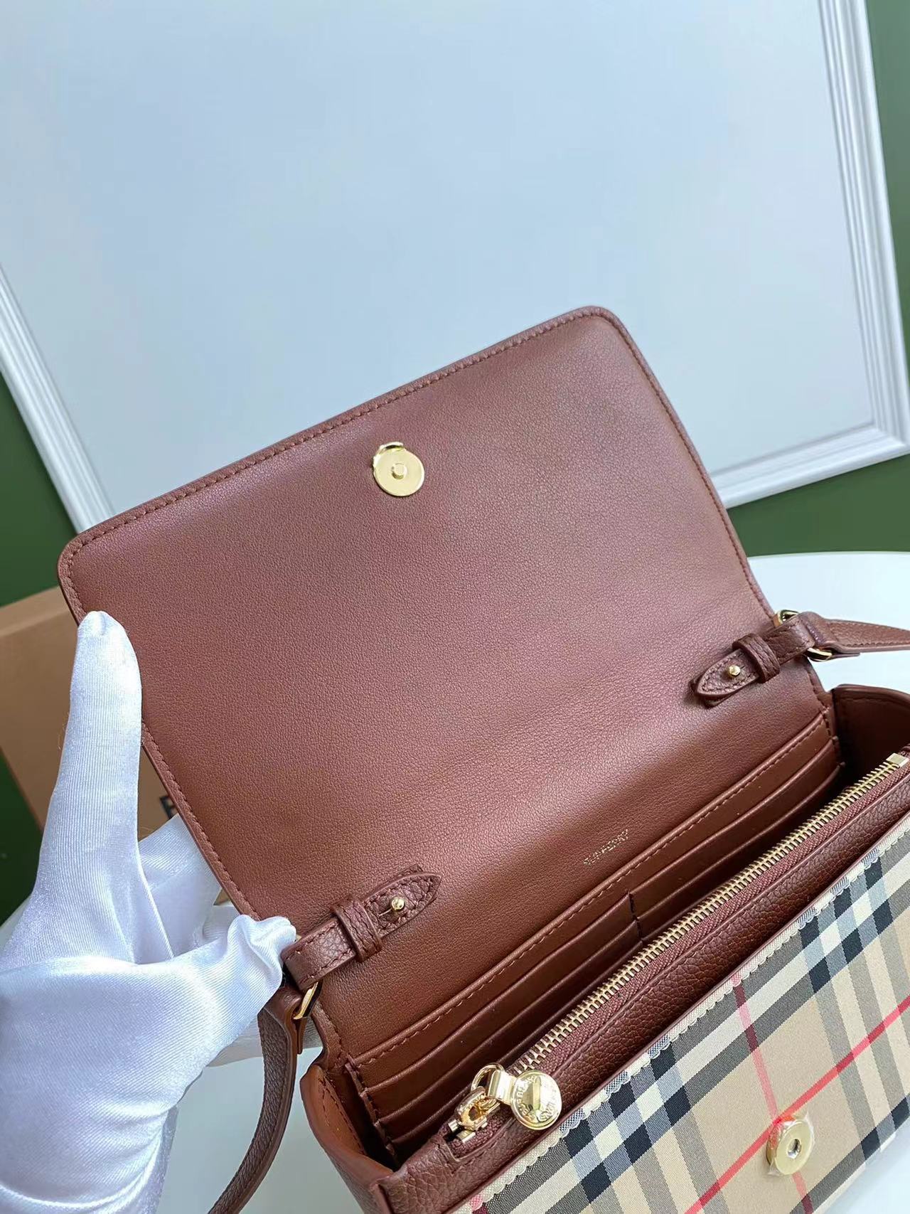 Burberry バーバリー  バッグ