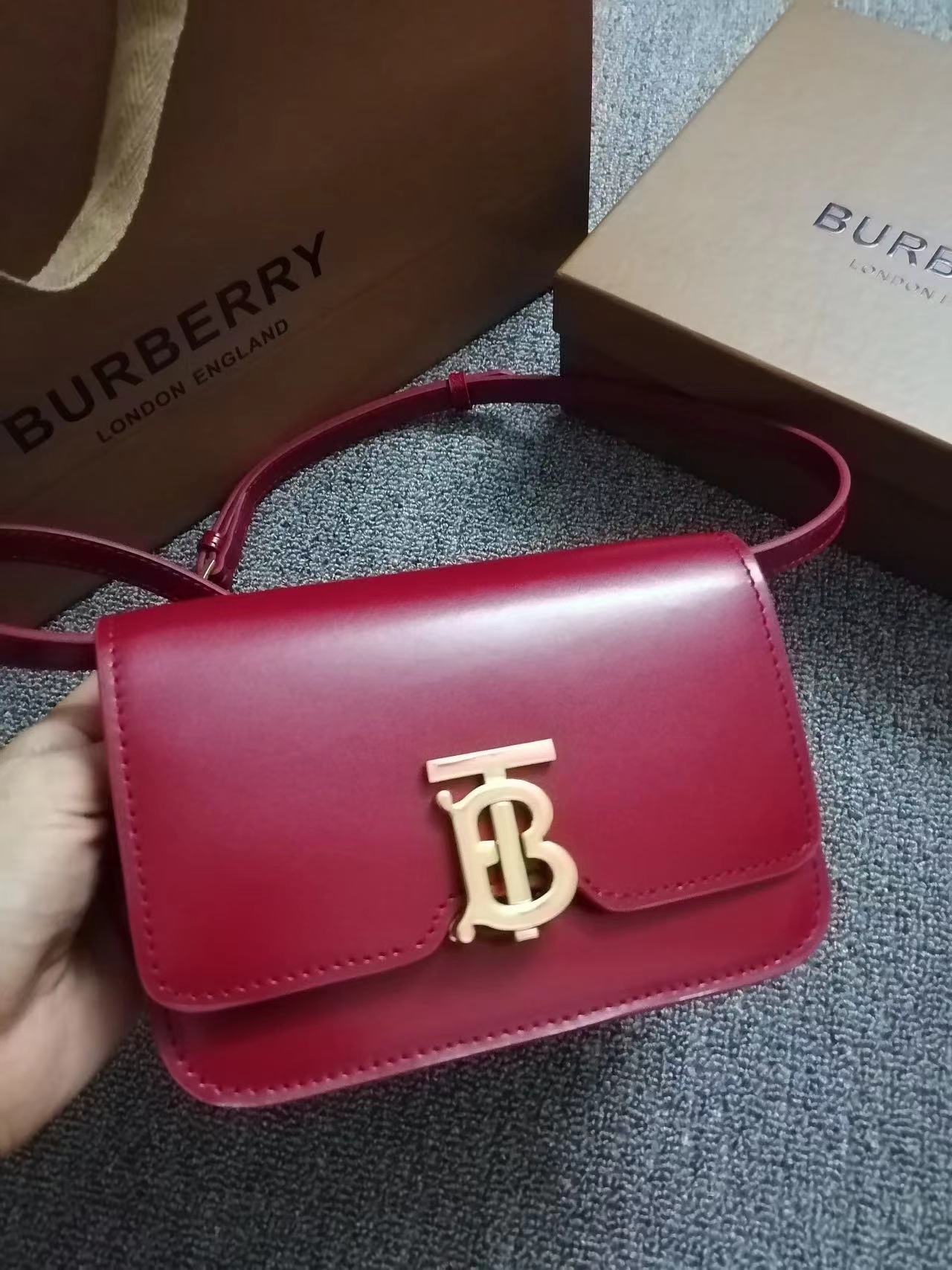 Burberry バーバリー  バッグ