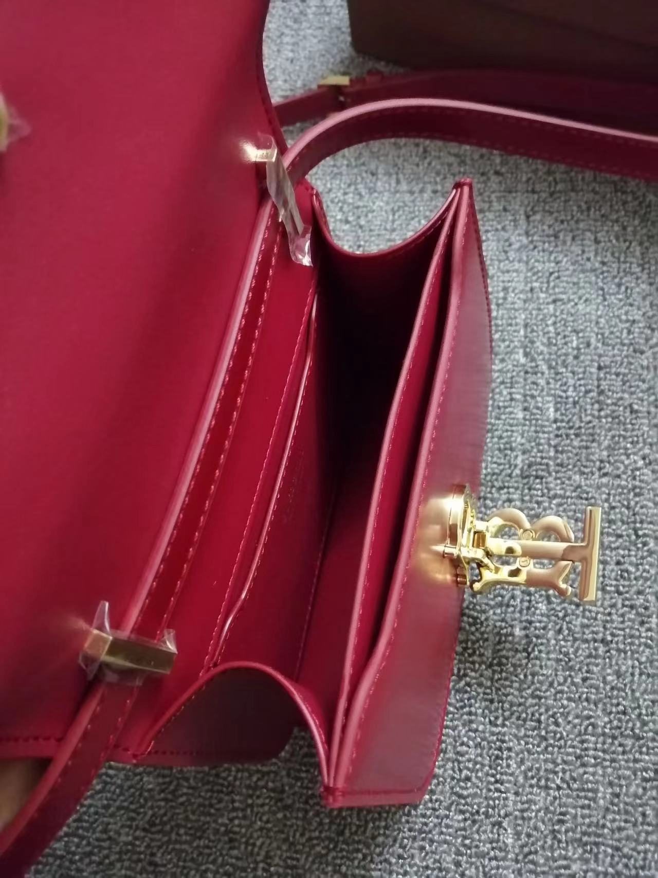 Burberry バーバリー  バッグ