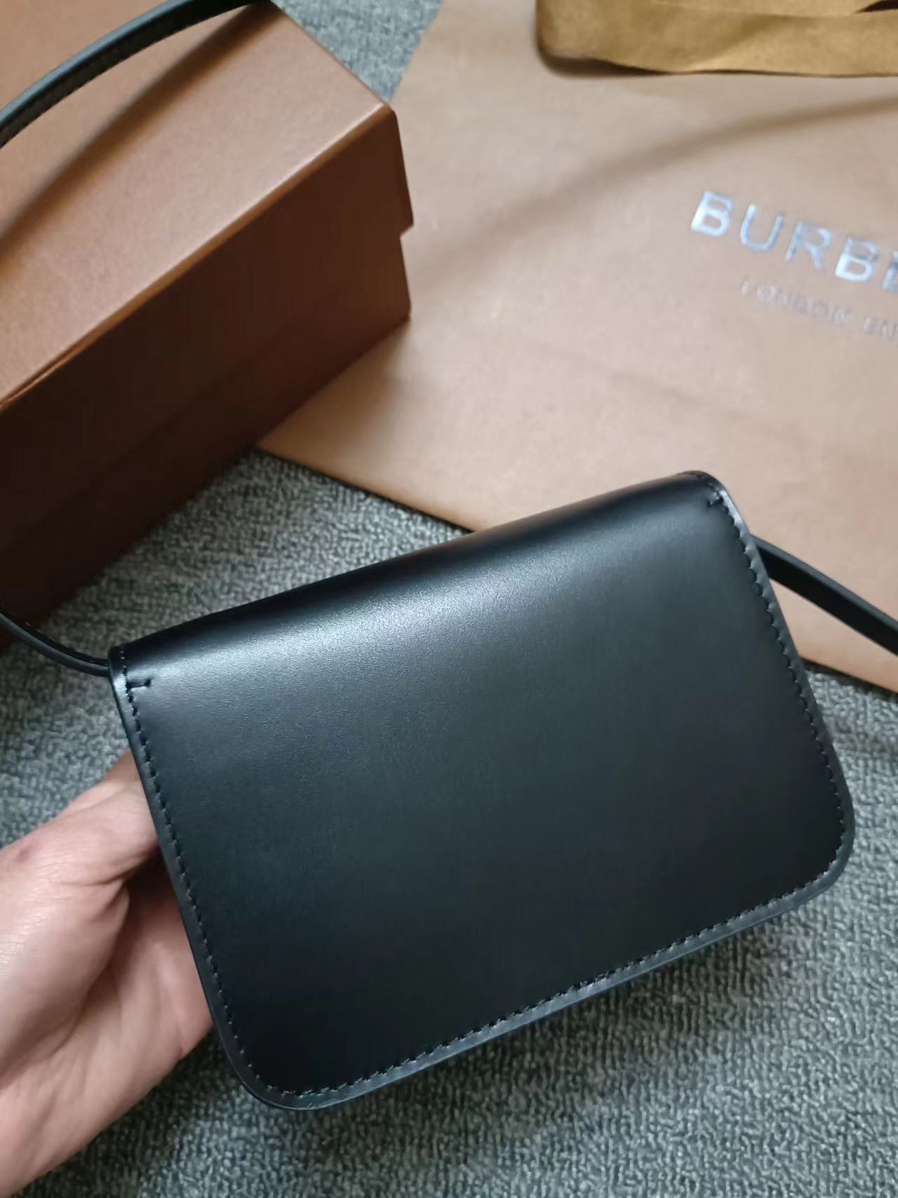 Burberry バーバリー  バッグ
