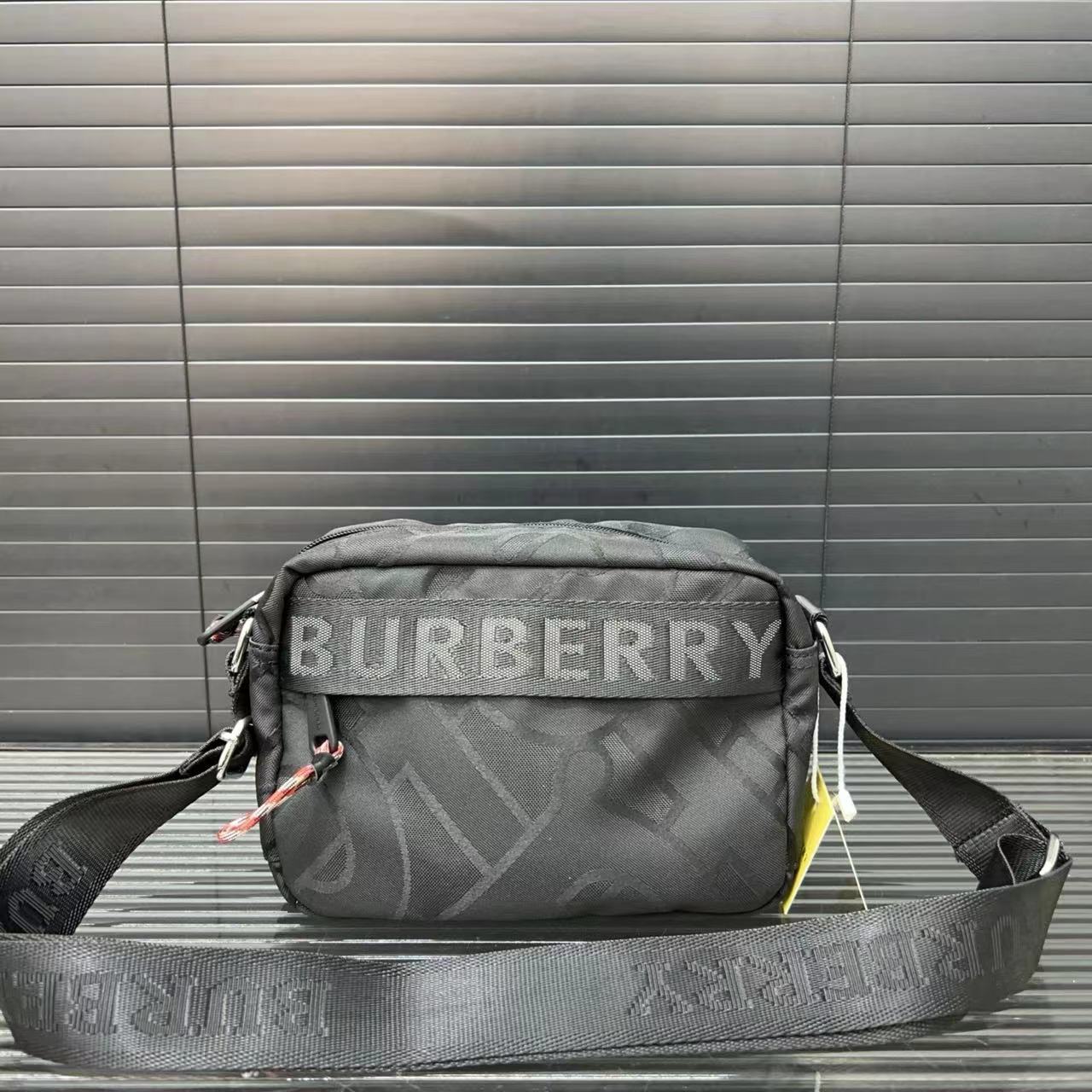 Burberry バーバリー  バッグ