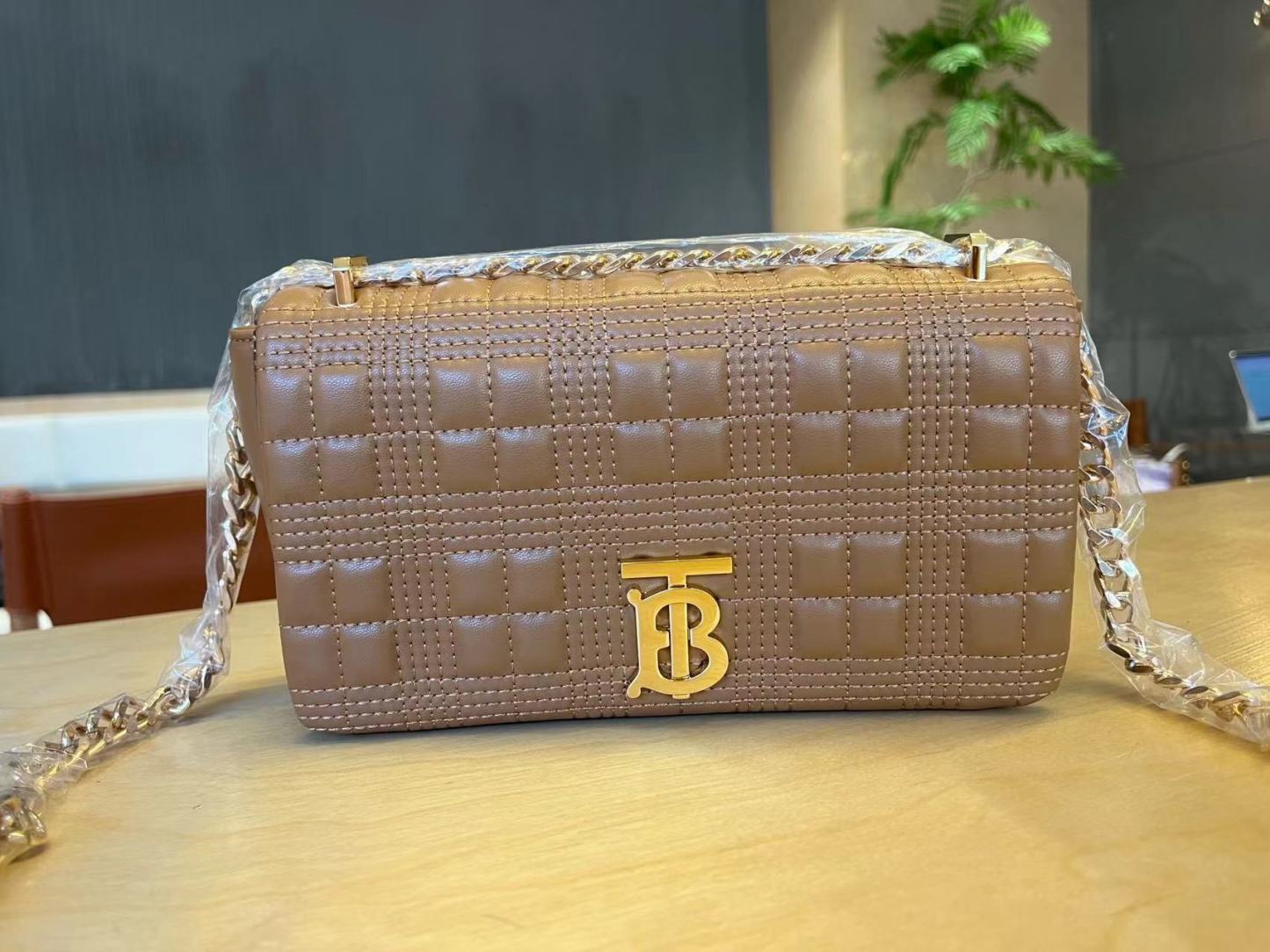 Burberry バーバリー  バッグ