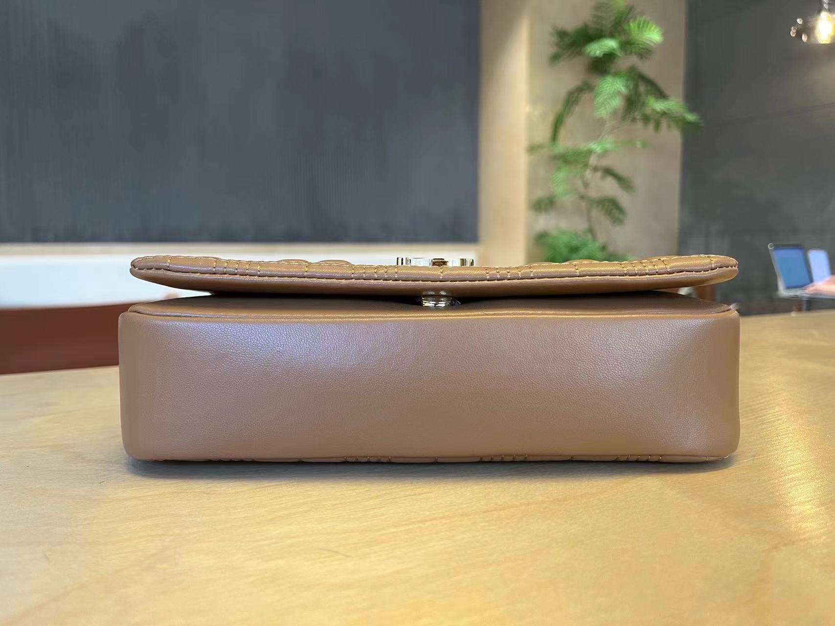 Burberry バーバリー  バッグ