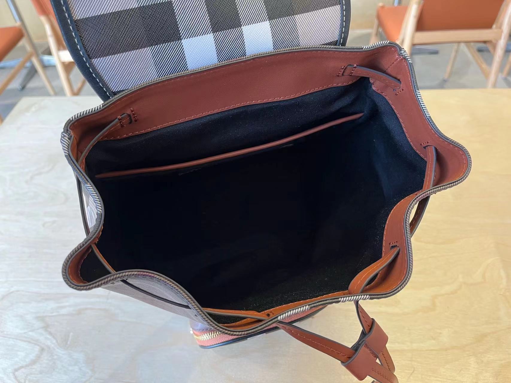 Burberry バーバリー  バッグ