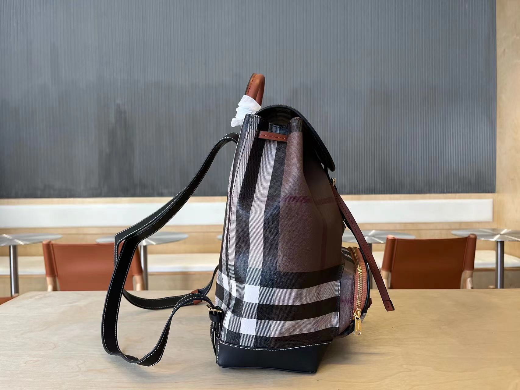 Burberry バーバリー  バッグ