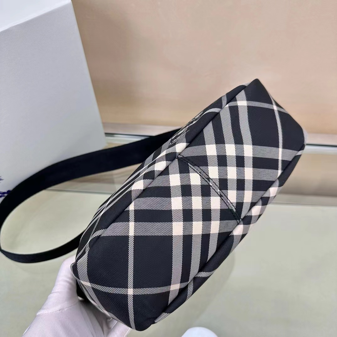 Burberry バーバリー  バッグ