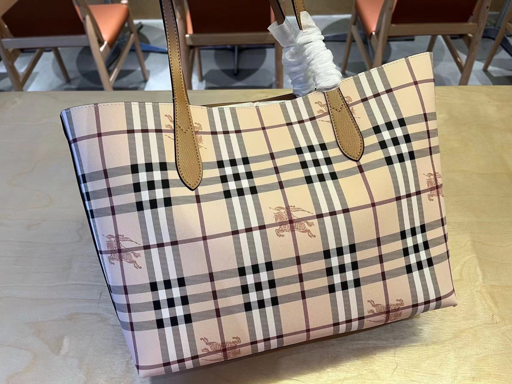 Burberry バーバリー  バッグ