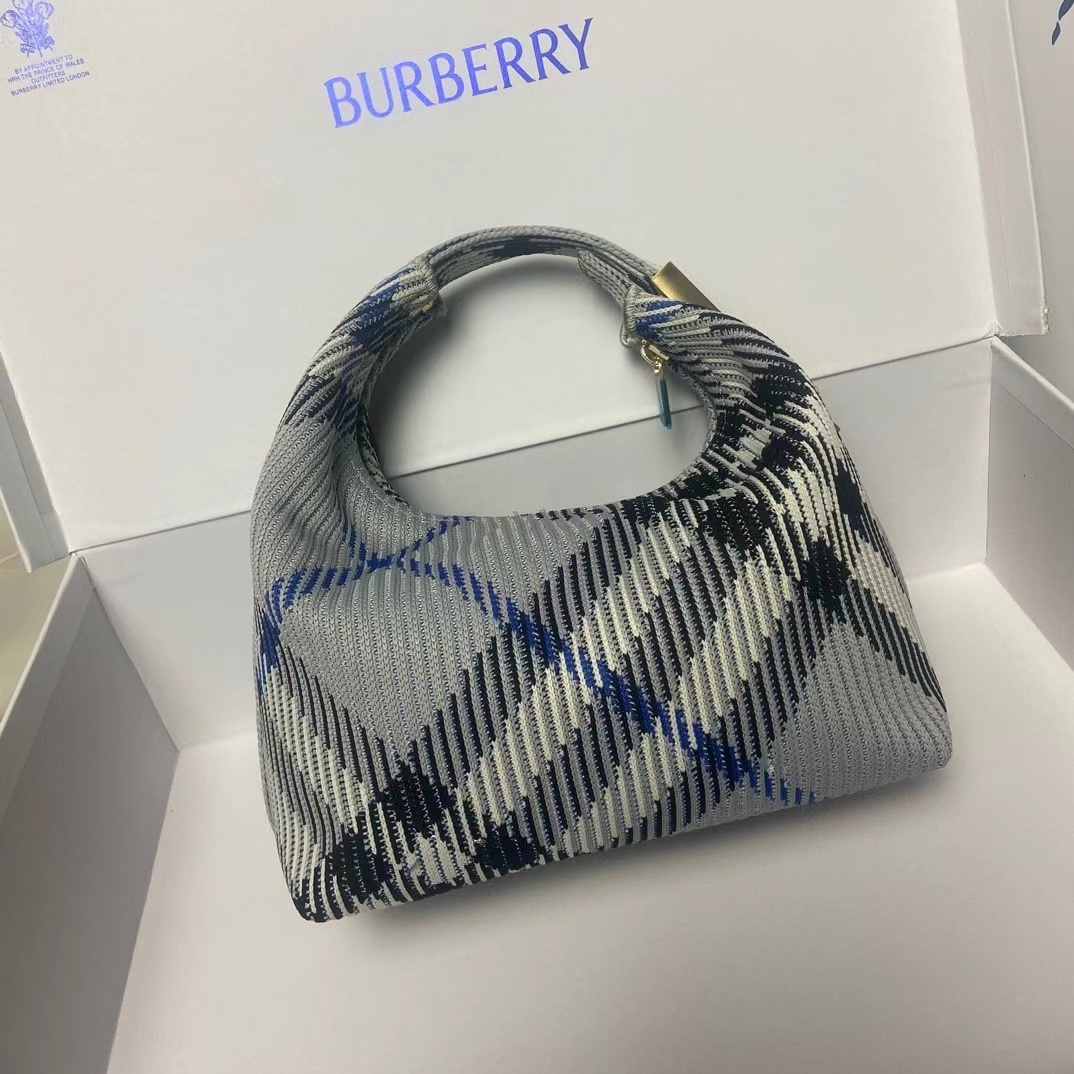 Burberry バーバリー  バッグ