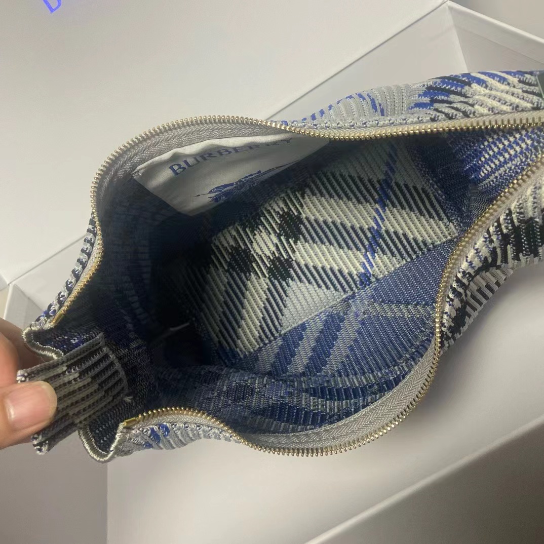 Burberry バーバリー  バッグ