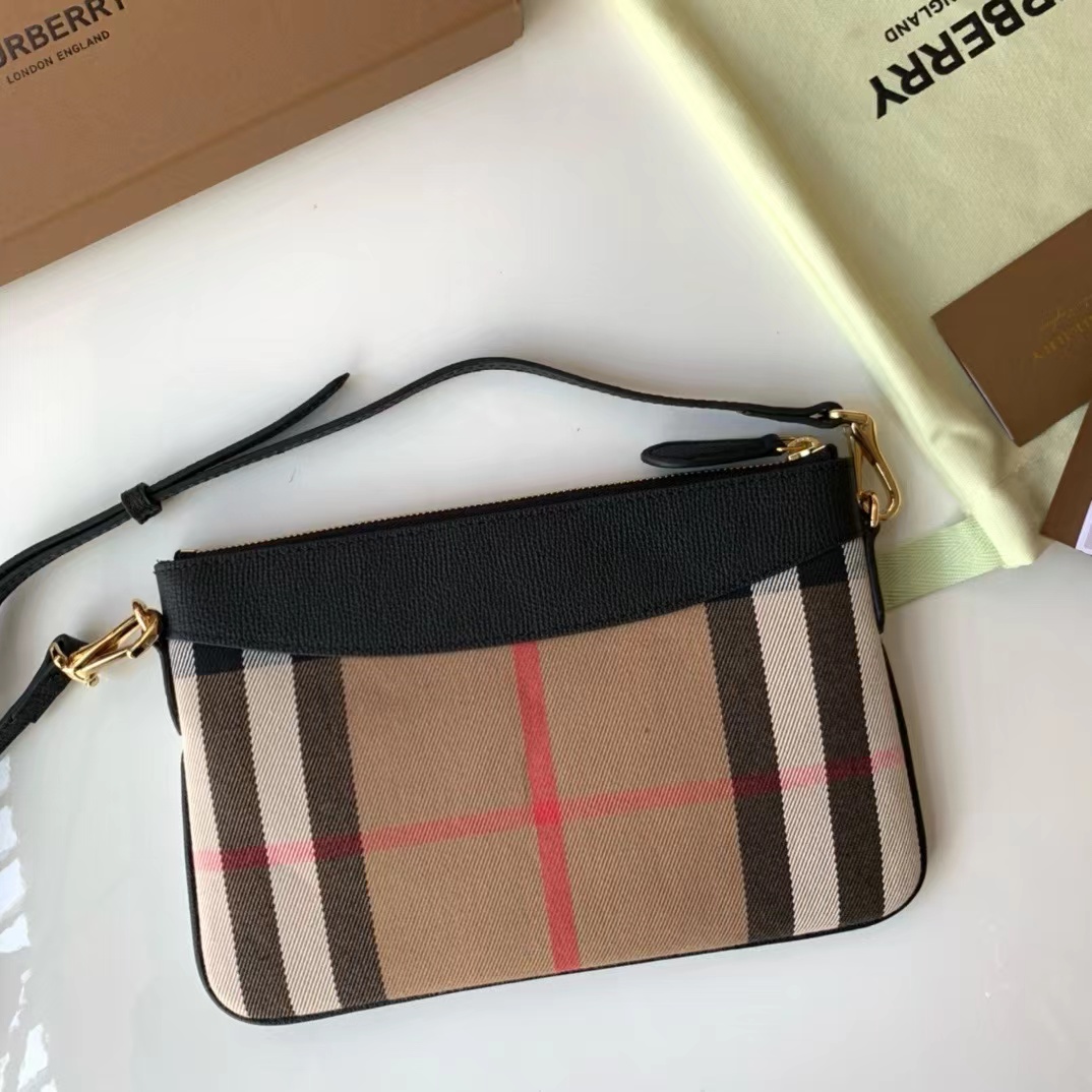 Burberry バーバリー  バッグ
