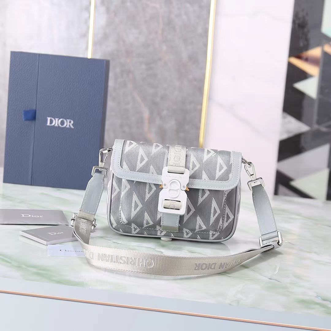 DIOR ディオール  バッグ