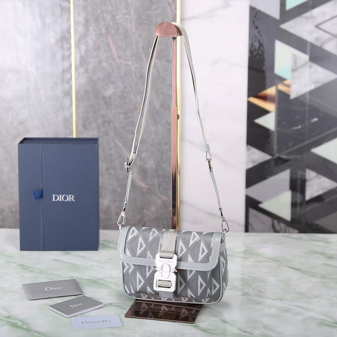 DIOR ディオール  バッグ