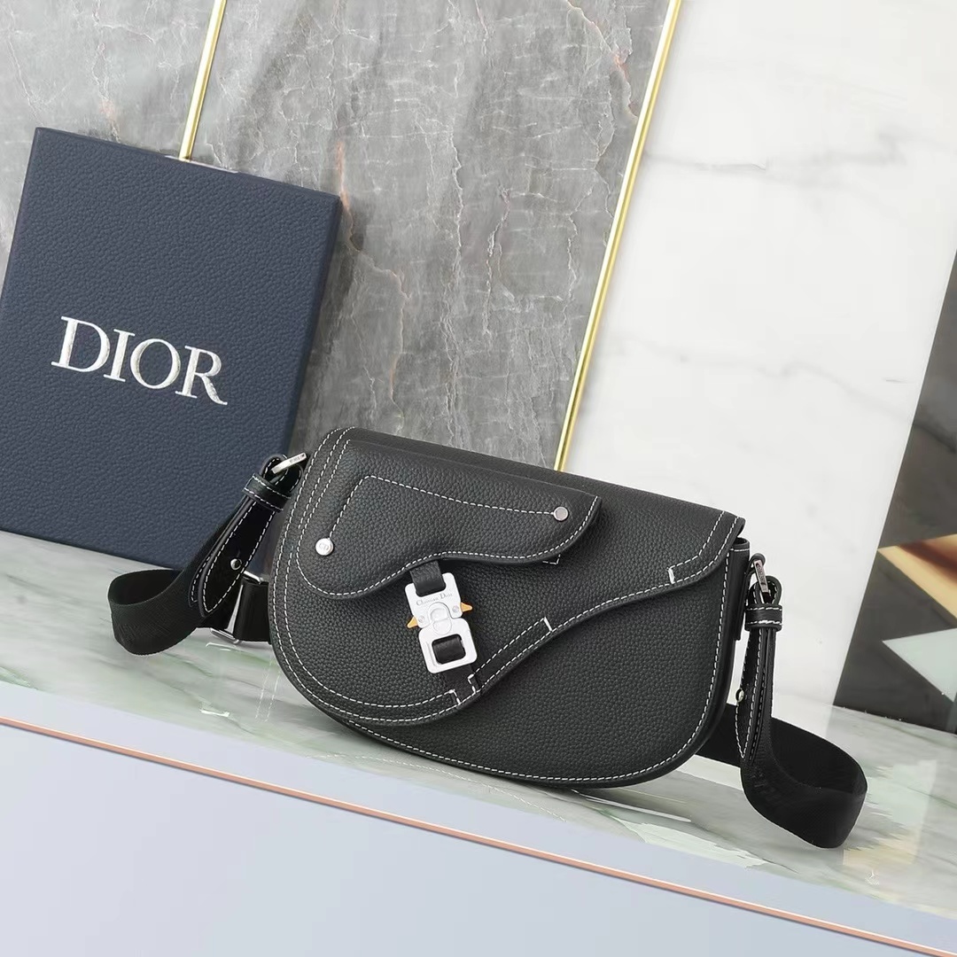 DIOR ディオール  バッグ