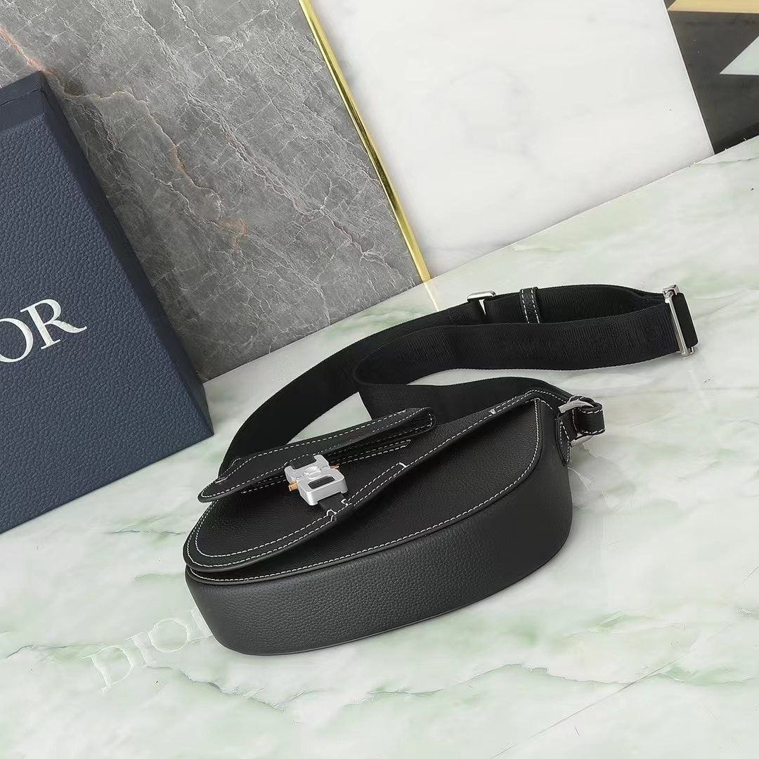 DIOR ディオール  バッグ