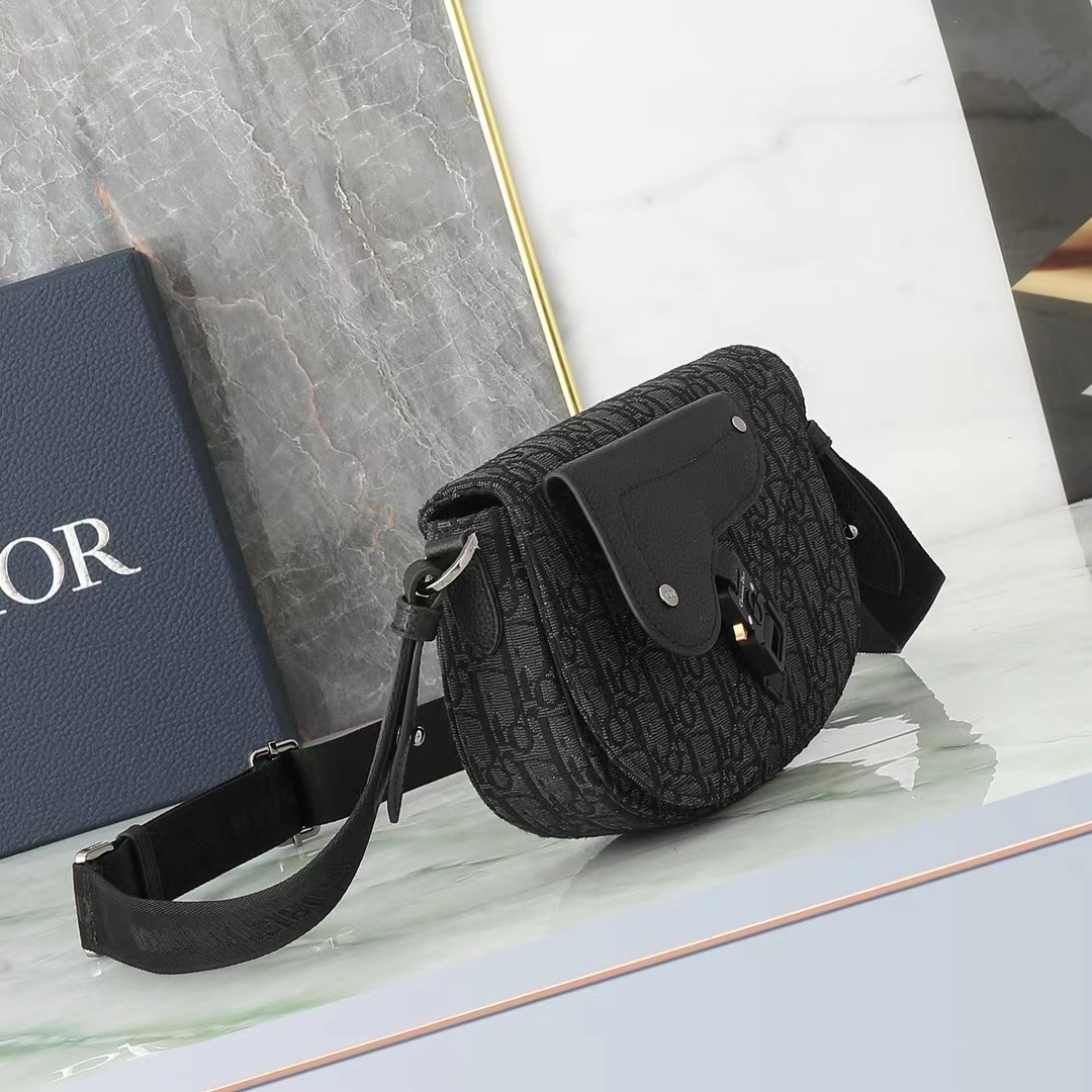 DIOR ディオール  バッグ