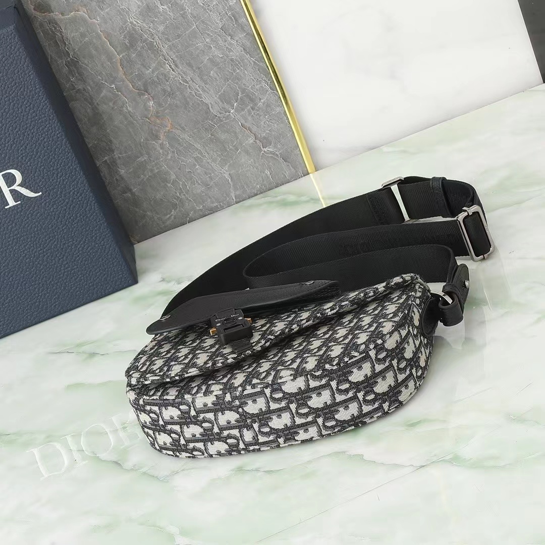 DIOR ディオール  バッグ