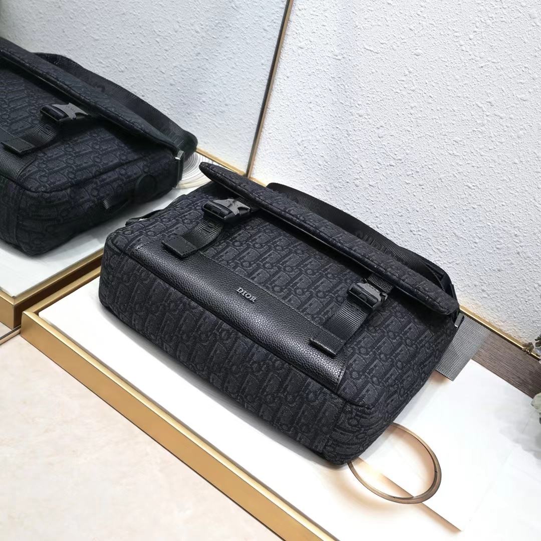 DIOR ディオール  バッグ