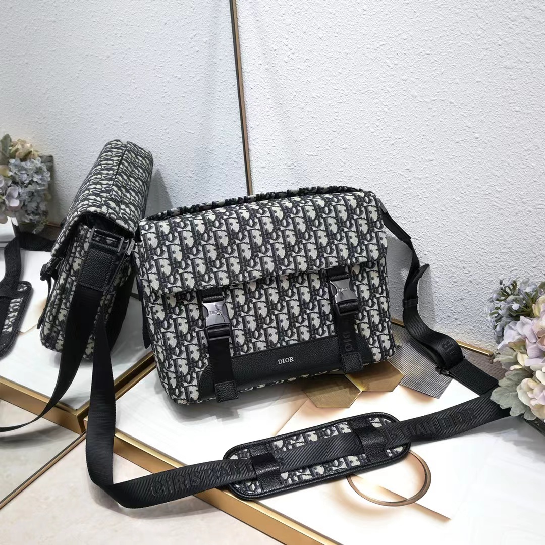 DIOR ディオール  バッグ
