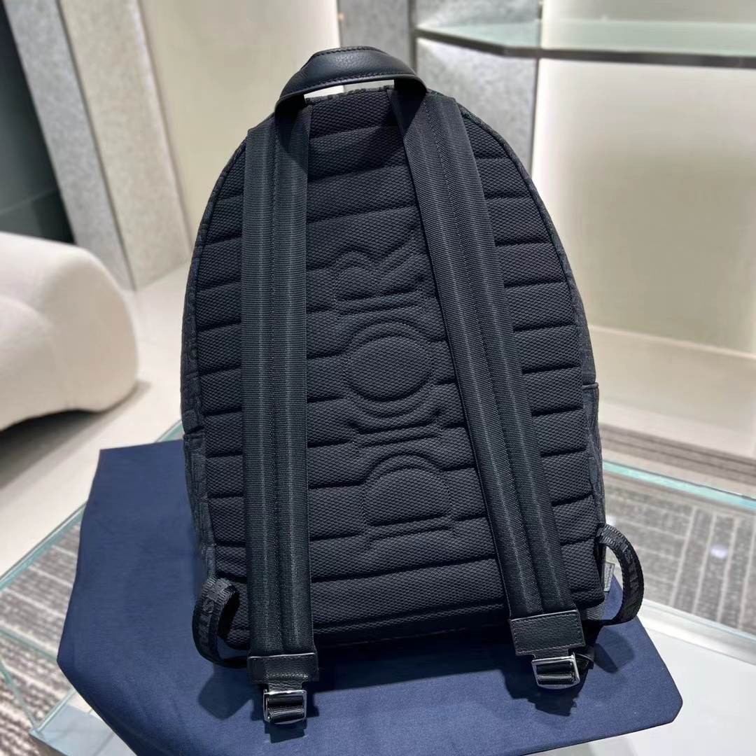DIOR ディオール  バッグ