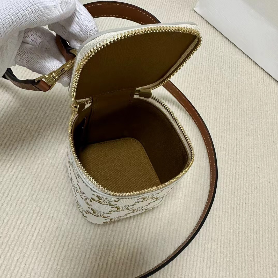 CELINE セリーヌ  バッグ
