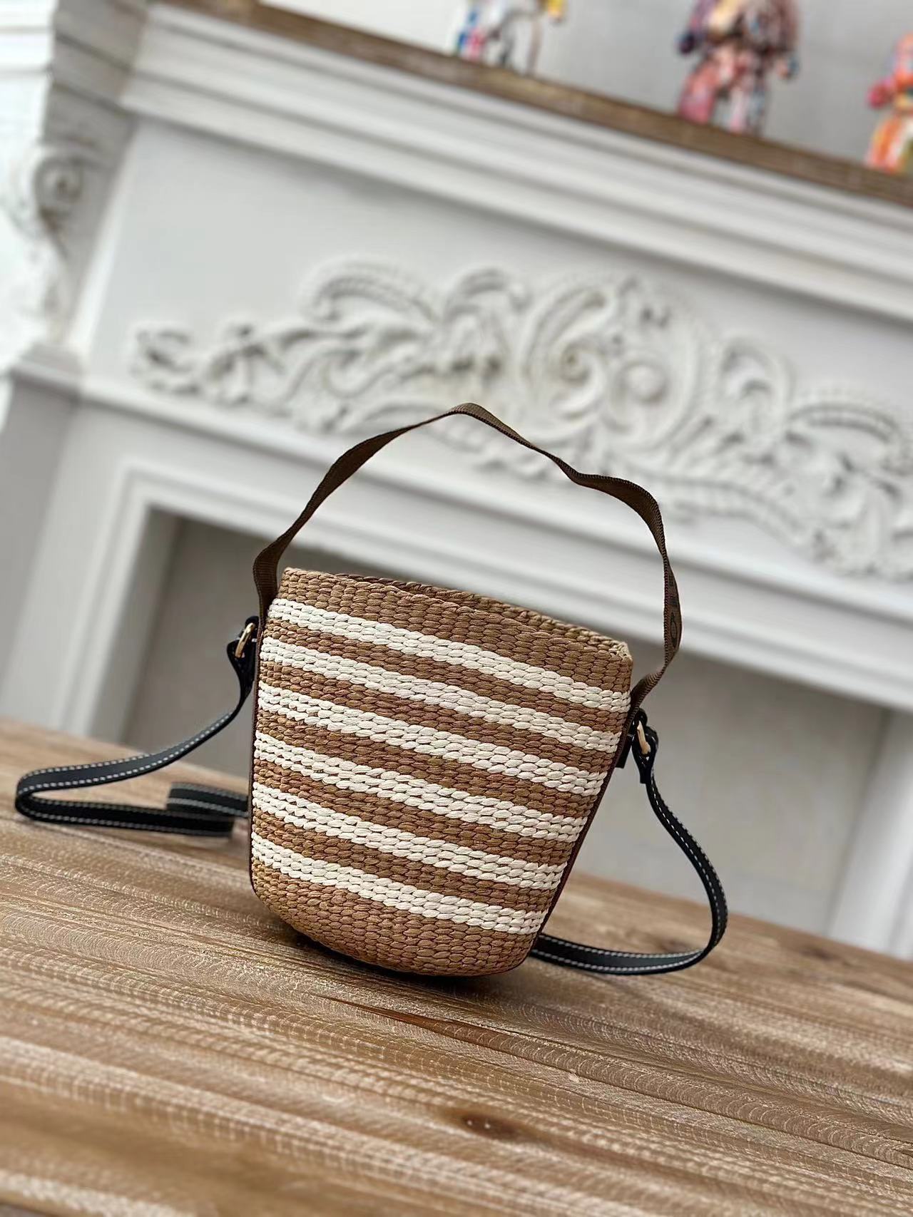 Chloe クロエ  バッグ