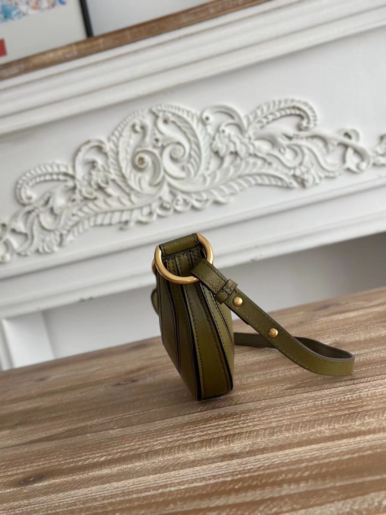 Chloe クロエ  バッグ