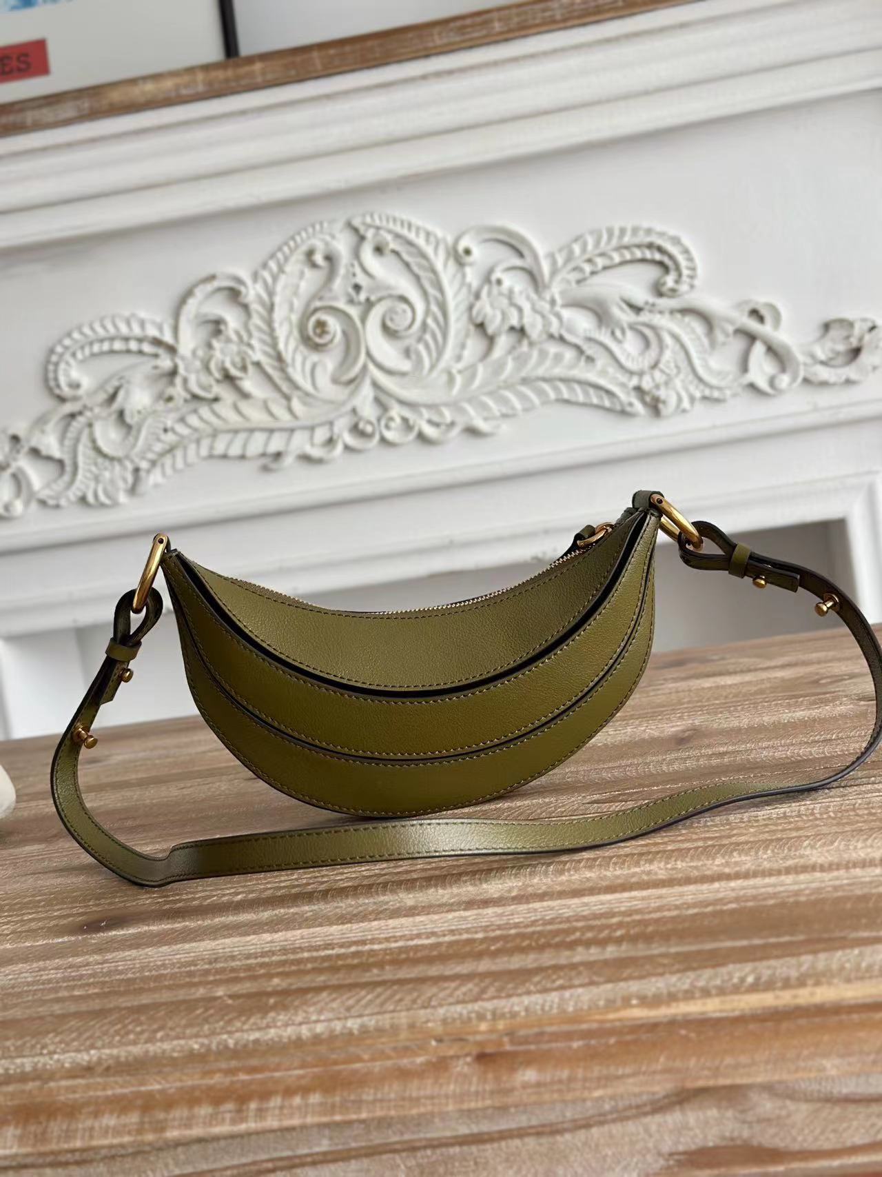 Chloe クロエ  バッグ