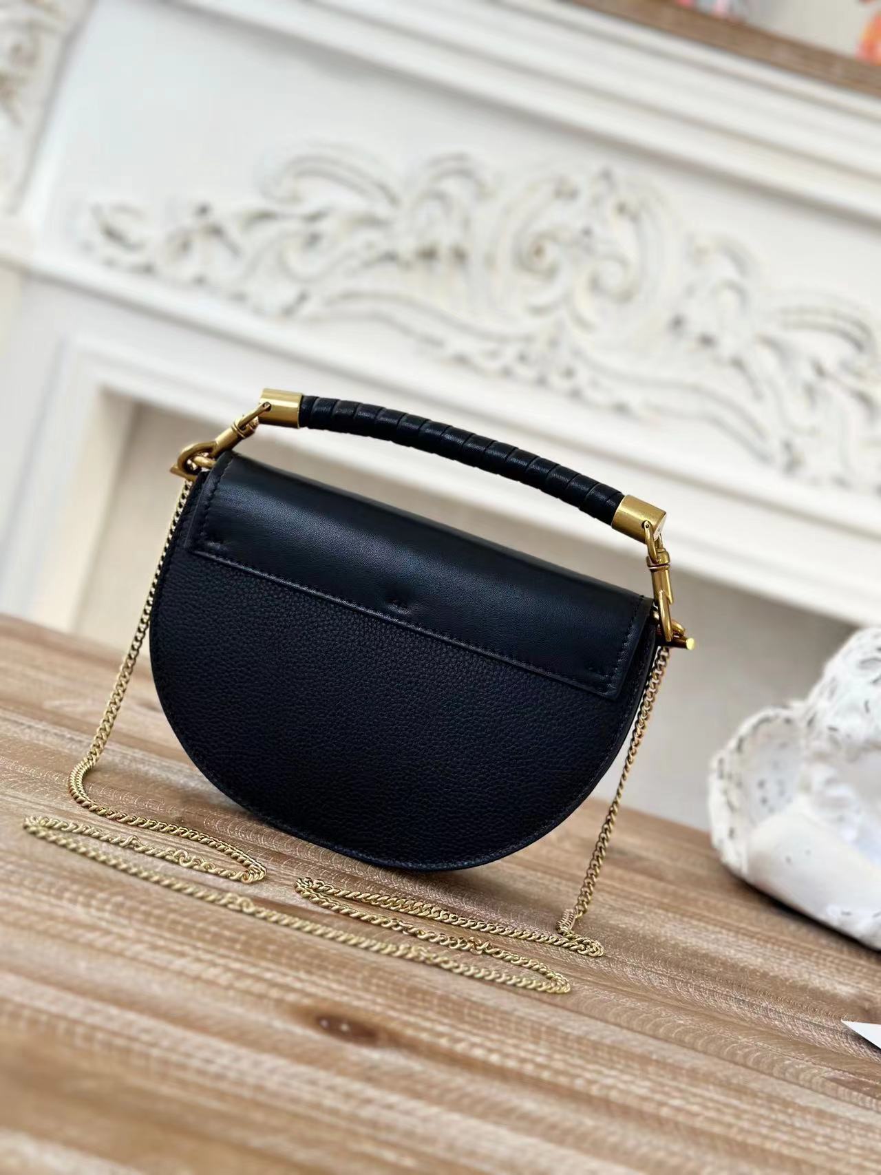 Chloe クロエ  バッグ